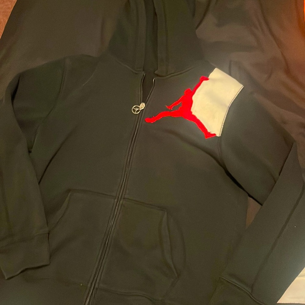 BOYS JORDAN ZIP UP HOODIE